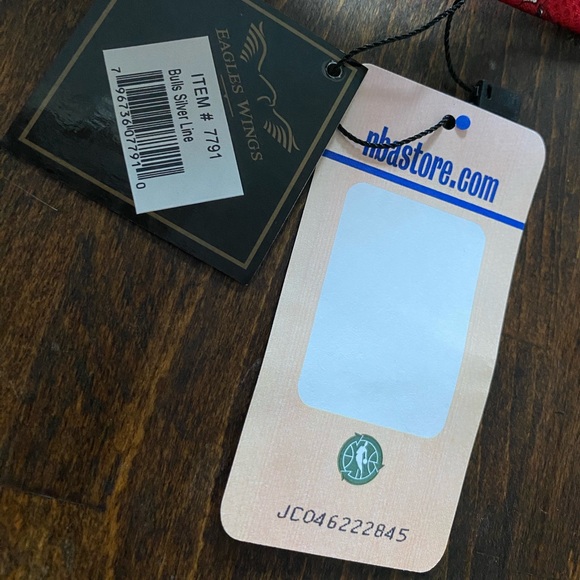 NBA Ties Men's Chicago Bulls Necktie Basketball 100% Silk Tie Red Black NWT - Picture 6 of 8